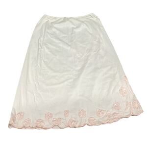 Odette Barsa Cream Colored Slip With Light Pink Embroidered Flowers - Medium